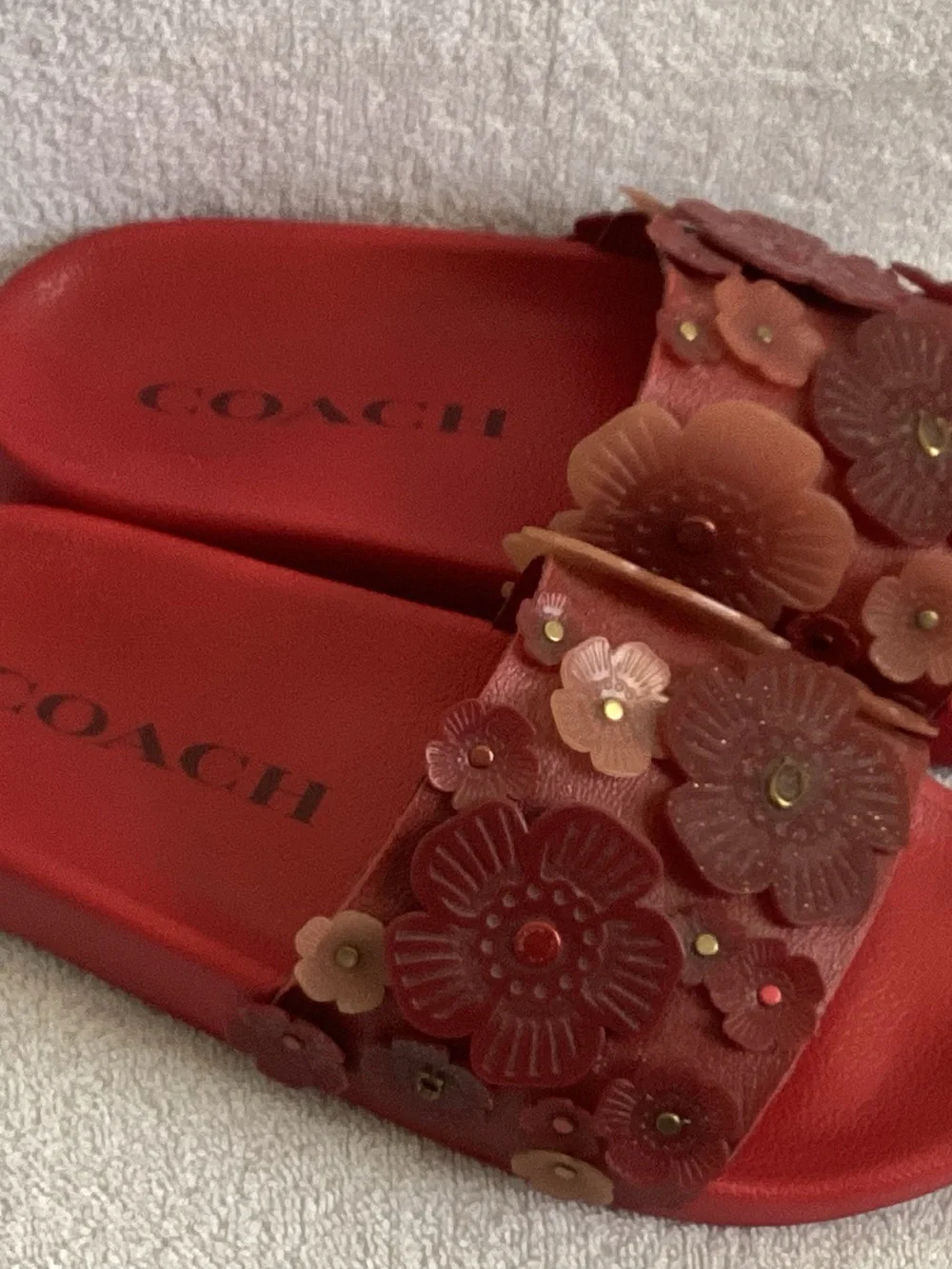 Coach Bleecker Riley Love Red Leather Carryall 27927 NWD Sophi Tea Rose Slides 8